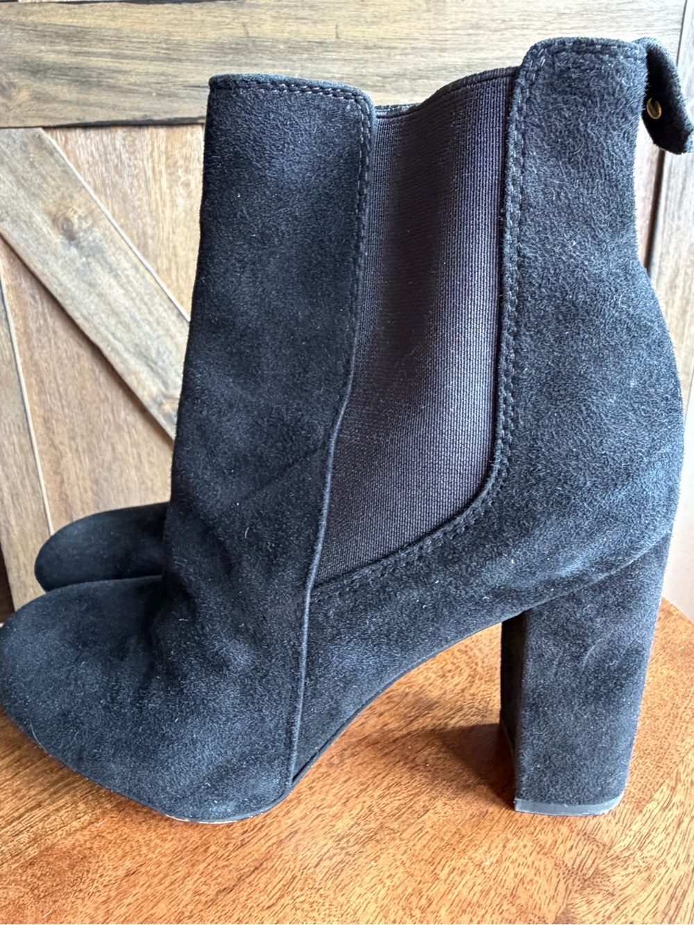 Sam Edelman, size 8, Black Suede Block Heel Chelsea Booties